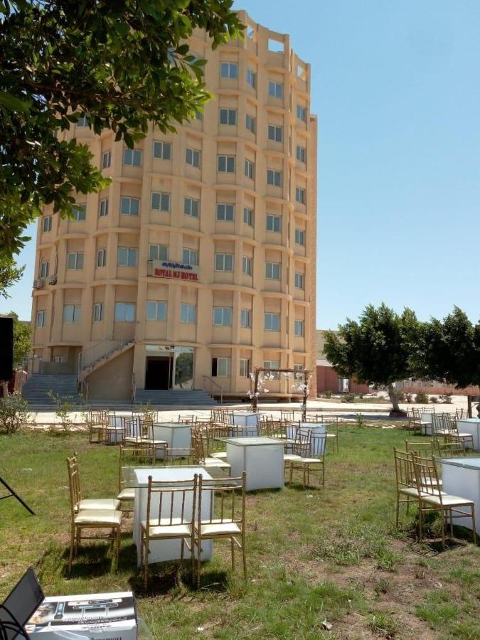 Royal Nj Hotel Borg El Arab Esterno foto