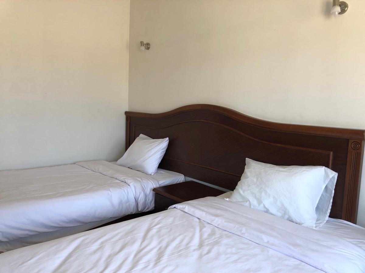 Royal Nj Hotel Borg El Arab Esterno foto